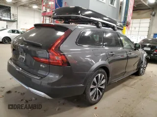 2022 Volvo V90 z VIN YV4062NLXN1147308, wystawiony jako Copart lot #75272543 z przebiegiem 11 702 mil mil oraz . Historia ofert i sprzedaży dostępna na DreamBid. Obrazek 3.