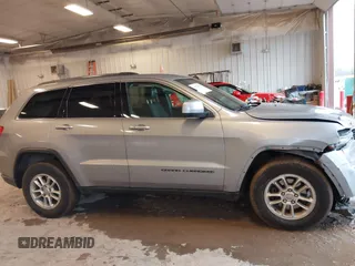 2019 Jeep Grand Cherokee Laredo E with VIN 1C4RJFAG8KC823814, listed as a IAAI auction lot 41728782 with 120,695 mi miles. Bid and sale history available at carsss.com. Image 14.