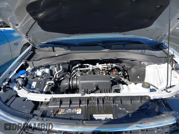 2024 Ford Explorer XLT with VIN 1FMSK7DH5RGA42479, listed as a IAAI auction lot 41667832 with 6,042 mi miles and . Bid and sale history available at DreamBid. Image 10.