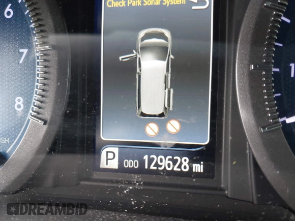 2017 Toyota Sienna XLE Auto Access Seat with VIN 5TDYZ3DC2HS796659, listed as a IAAI auction lot 41770444 with 129,628 mi miles. Bid and sale history available at carsss.com. Image 15.