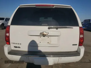 2010 Chevrolet Tahoe LTZ z VIN 1GNUCCE06AR203496, wystawiony jako Copart lot #83473464 z przebiegiem 157 480 mil mil oraz Szkoda całkowita • Salvage title. Historia ofert i sprzedaży dostępna na DreamBid. Obrazek 6.