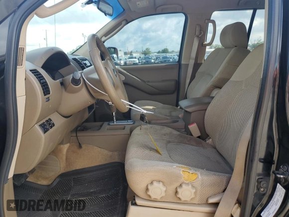 2005 Nissan Frontier LE z VIN 1N6AD07U35C403023, wystawiony jako Copart lot #56996124 z przebiegiem 275 549 mil mil oraz Nie do naprawy • Non repairable. Historia ofert i sprzedaży dostępna na DreamBid. Obrazek 7.