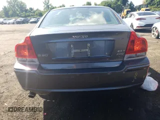 2005 Volvo S60 with VIN YV1RH592652460108, listed as a Copart auction lot 66846144 with 97,005 mi miles and Salvage Title. Bid and sale history available at carsss.com. Image 6.