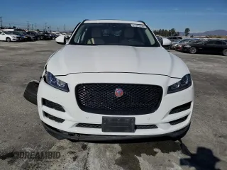 2019 Jaguar F-Pace 25t Prestige z VIN SADCK2FX4KA369159, wystawiony jako Copart lot #81105554 z przebiegiem 73 755 mil mil oraz Szkody całkowita. Historia ofert i sprzedaży dostępna na DreamBid. Obrazek 5.