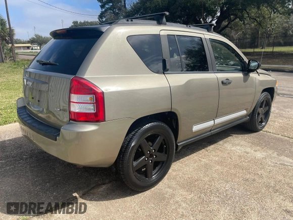 2007 Jeep Compass Limited with VIN 1J8FF57W77D185529, listed as a Copart auction lot 47286985 with 151,727 mi miles and Clean Title. Bid and sale history available at carsss.com. Image 4.