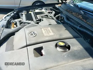 2006 Toyota Highlander Limited z VIN JTEDW21A960003163, wystawiony jako IAAI lot #42999984 z przebiegiem 237 052 mil mil oraz . Historia ofert i sprzedaży dostępna na DreamBid. Obrazek 19.