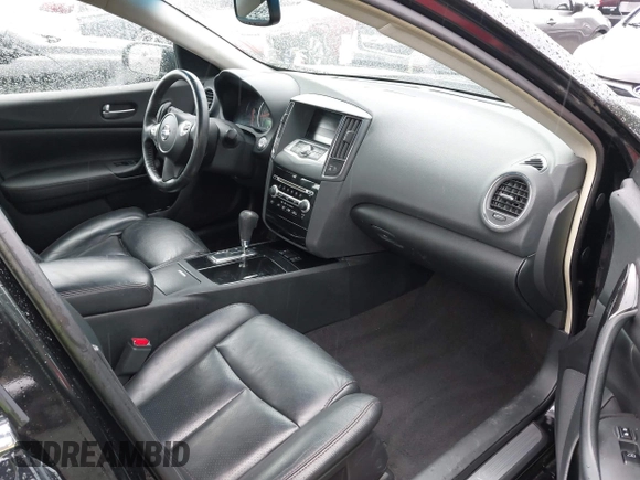 2009 Nissan Maxima SV with VIN 1N4AA51E39C856967, listed as a IAAI auction lot 41919510 with 231,933 mi miles and . Bid and sale history available at DreamBid. Image 5.
