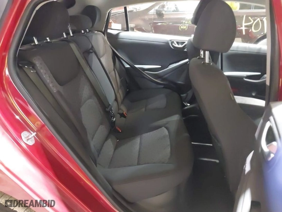 2019 Hyundai Ioniq Hybrid SEL with VIN KMHC75LC4KU116966, listed as a IAAI auction lot 41748904 with 83,545 mi miles. Bid and sale history available at carsss.com. Image 8.