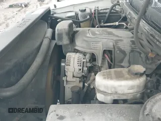 2011 Chevrolet Silverado 2500HD LT z VIN 1GC1CXCG5BF249827, wystawiony jako IAAI lot #42365636 z przebiegiem 280 328 mil mil oraz . Historia ofert i sprzedaży dostępna na DreamBid. Obrazek 19.