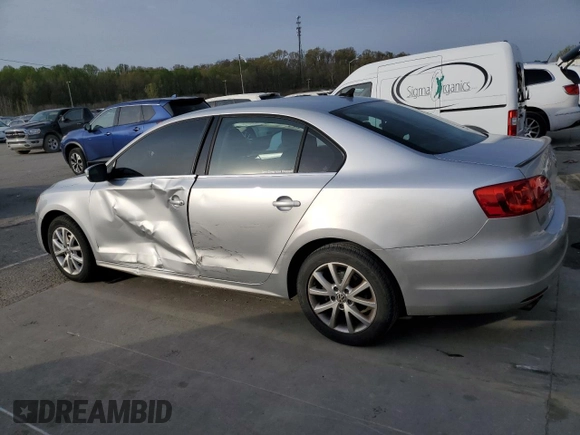 2013 Volkswagen Jetta SE с VIN 3VWDP7AJ1DM251929, выставлен на аукционе Copart как лот 53448185 с пробегом 272 882 миль миль и Списание • Salvage title. История ставок и продаж доступна на DreamBid. Изображение 2.