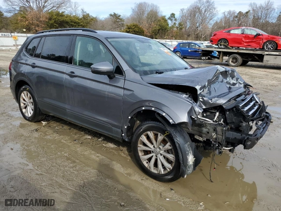 2019 Volkswagen Tiguan S with VIN 3VV0B7AX0KM063759, listed as a Copart auction lot 42524315 with 61,031 mi miles and Clean Title. Bid and sale history available at carsss.com. Image 4.