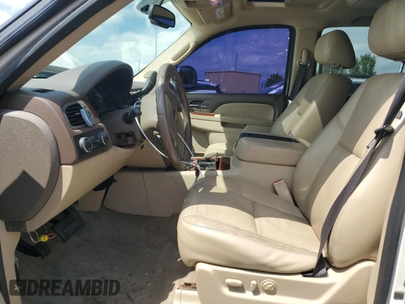 2010 Chevrolet Tahoe LTZ with VIN 1GNUKCE03AR206603, listed as a Copart auction lot 57262505 with 224,751 mi miles and Salvage title. Bid and sale history available at DreamBid. Image 7.