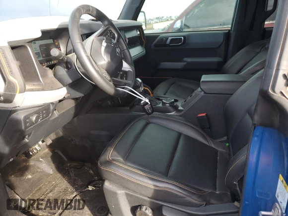 2021 Ford Bronco with VIN 1FMEE5DP9MLA96464, listed as a Copart auction lot 43830135 with 5,211 mi miles and Salvage Title. Bid and sale history available at DreamBid. Image 7.