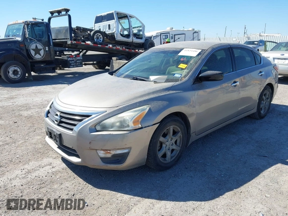 2014 Nissan Altima S with VIN 1N4AL3AP0EN231974, listed as a IAAI auction lot 41824486 with 192,063 mi miles and . Bid and sale history available at DreamBid. Image 2.