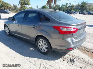 2012 Ford Focus SE with VIN 1FAHP3F29CL444589, listed as a IAAI auction lot 40710287 with 1 mi miles. Bid and sale history available at carsss.com. Image 3.