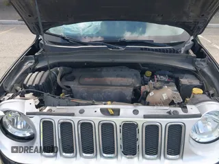 2016 Jeep Renegade Limited with VIN ZACCJBDT7GPD31740, listed as a IAAI auction lot 41823502 with 168,970 mi miles and . Bid and sale history available at DreamBid. Image 10.