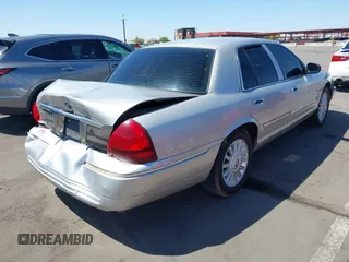 2009 Mercury Grand Marquis LS with VIN 2MEHM75V89X608365, listed as a IAAI auction lot 42055538 with Not Provided miles. Bid and sale history available at carsss.com. Image 4.