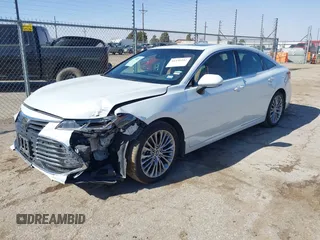 2019 Toyota Avalon XLE with VIN 4T1BZ1FB8KU030044, listed as a IAAI auction lot 41436242 with 56,261 mi miles and . Bid and sale history available at carsss.com. Image 18.