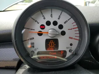 2013 MINI Hardtop S with VIN WMWSV3C52DT396033, listed as a Copart auction lot 61041585 with 83,873 mi miles and Salvage title. Bid and sale history available at DreamBid. Image 9.