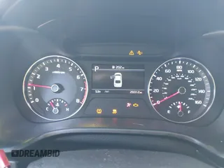 2023 Kia Forte LXS z VIN 3KPF24AD8PE654341, wystawiony jako IAAI lot #41261511 z przebiegiem 20 312 mil mil oraz . Historia ofert i sprzedaży dostępna na DreamBid. Obrazek 7.