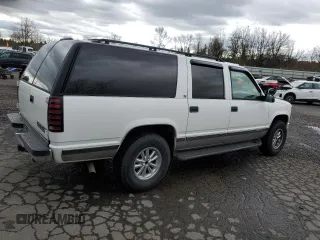 1996 Chevrolet Suburban with VIN 1GNFK16R5TJ381317, listed as a Copart auction lot 50214885 with 2,534,495 mi miles and Salvage Title. Bid and sale history available at carsss.com. Image 3.