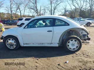 2015 Volkswagen Beetle Fleet Edition with VIN 3VWF17AT3FM602984, listed as a IAAI auction lot 41432981 with 111,000 mi miles and . Bid and sale history available at DreamBid. Image 15.