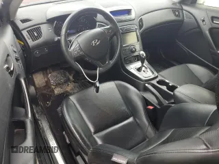 2011 Hyundai Genesis Coupe Grand Touring z VIN KMHHU6KH0BU045993, wystawiony jako Copart lot #53572805 z przebiegiem 61 244 mil mil oraz Szkoda całkowita • Salvage title. Historia ofert i sprzedaży dostępna na DreamBid. Obrazek 8.