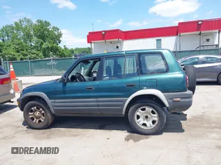 1998 Toyota RAV4 with VIN JT3GP10V6W0023680, listed as a IAAI auction lot 42235877 with 244,446 mi miles and . Bid and sale history available at DreamBid. Image 13.