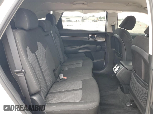 2022 Kia Sorento LX with VIN 5XYRGDLC9NG109610, listed as a Copart auction lot 54885085 with 115,950 mi miles and Clean title. Bid and sale history available at DreamBid. Image 11.