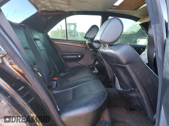 2000 Mercedes-Benz C 230 Kompressor with VIN WDBHA24G8YA805106, listed as a Copart auction lot 88259875 with 180,319 mi miles and Non Repairable. Bid and sale history available at carsss.com. Image 10.