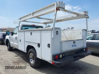 2001 Ford F-350 with VIN 1FDSF34S31EC24884, listed as a IAAI auction lot 41803795 with 254,862 mi miles and . Bid and sale history available at DreamBid. Image 3.