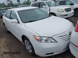 2009 Toyota Camry z VIN 4T1BE46K89U807944, wystawiony jako IAAI lot #42360656 z przebiegiem 182 677 mil mil oraz . Historia ofert i sprzedaży dostępna na DreamBid. Obrazek 1.