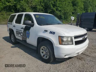2009 Chevrolet Tahoe Special Service z VIN 1GNFK03099R231902, wystawiony jako Copart lot #59691885 z przebiegiem 136 221 mil mil oraz Czysty tytuł • Clean title. Historia ofert i sprzedaży dostępna na DreamBid. Obrazek 4.