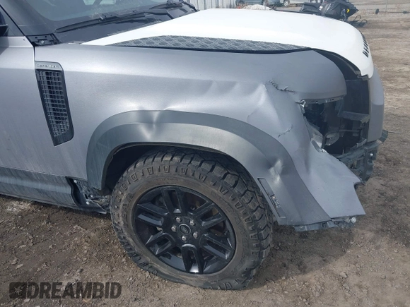 2022 Land Rover Defender S with VIN SALEJERX0N2075186, listed as a IAAI auction lot 41626458 with 79,500 mi miles and . Bid and sale history available at DreamBid. Image 17.