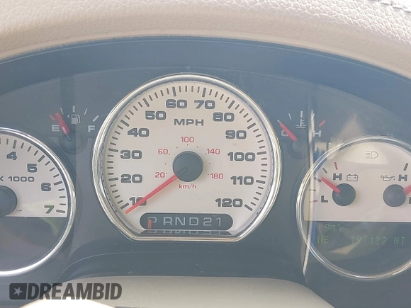 2004 Ford F-150 XLT z VIN 1FTPW12504KC30594, wystawiony jako IAAI lot #42464295 z przebiegiem 197 123 mil mil oraz . Historia ofert i sprzedaży dostępna na DreamBid. Obrazek 7.