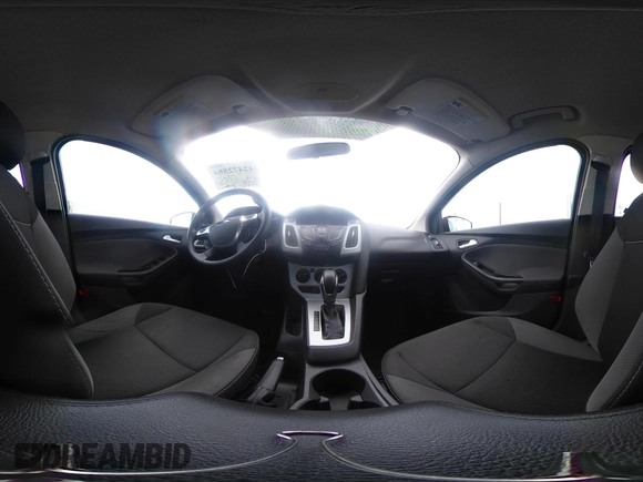 2013 Ford Focus SE z VIN 1FADP3F29DL149377, wystawiony jako IAAI lot #42472584 z przebiegiem 79 402 mil mil oraz . Historia ofert i sprzedaży dostępna na DreamBid. Obrazek 19.