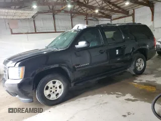 2014 Chevrolet Suburban LT with VIN 1GNSKJE72ER134193, listed as a Copart auction lot 58317575 with 231,559 mi miles and Salvage title. Bid and sale history available at DreamBid. Image 1.