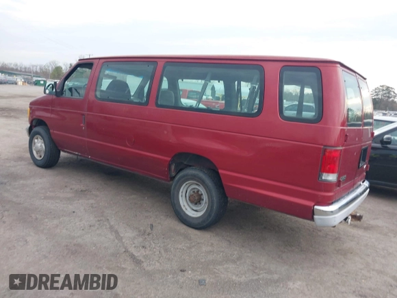 2001 Ford Econoline Passenger XL with VIN 1FBSS31L71HA92700, listed as a IAAI auction lot 41809599 with 201,641 mi miles and . Bid and sale history available at DreamBid. Image 3.