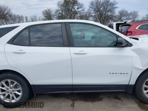 2020 Chevrolet Equinox LS with VIN 3GNAXHEV3LS716138, listed as a IAAI auction lot 41560566 with 87,671 mi miles. Bid and sale history available at carsss.com. Image 14.