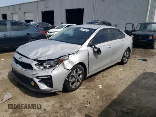 2021 Kia Forte LXS with VIN 3KPF24AD2ME290798, listed as a Copart auction lot 61677625 with 100,333 mi miles and Non repairable. Bid and sale history available at DreamBid. Image 1.