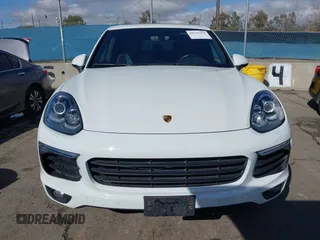 2017 Porsche Cayenne with VIN WP1AA2A23HKA80695, listed as a IAAI auction lot 41532359 with 71,628 mi miles. Bid and sale history available at carsss.com. Image 13.