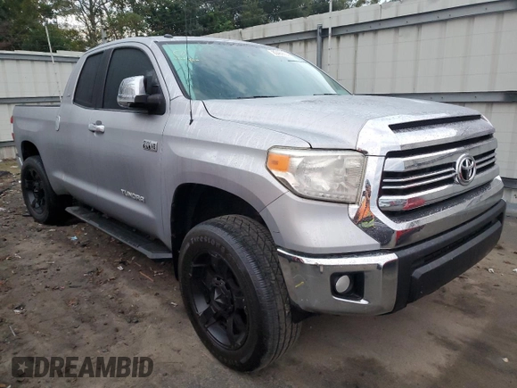 2017 Toyota Tundra SR5 z VIN 5TFRW5F19HX216001, wystawiony jako Copart lot #83469664 z przebiegiem 88 905 mil mil oraz Szkoda całkowita • Salvage title. Historia ofert i sprzedaży dostępna na DreamBid. Obrazek 4.