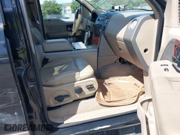 2006 Ford F-150 XLT with VIN 1FTPW14516FB54618, listed as a IAAI auction lot 41990568 with 297,030 mi miles and . Bid and sale history available at DreamBid. Image 5.