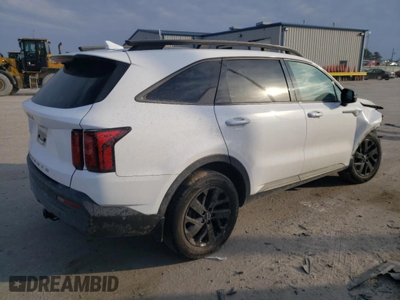 2022 Kia Sorento X-Line S with VIN 5XYRLDLC4NG083588, listed as a Copart auction lot 42587315 with 63,999 mi miles and Salvage Title. Bid and sale history available at carsss.com. Image 3.