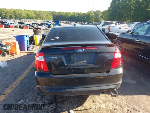 2012 Ford Fusion SE z VIN 3FAHP0HA5CR347636, wystawiony jako IAAI lot #42184462 z przebiegiem 211 804 mil mil oraz . Historia ofert i sprzedaży dostępna na DreamBid. Obrazek 16.