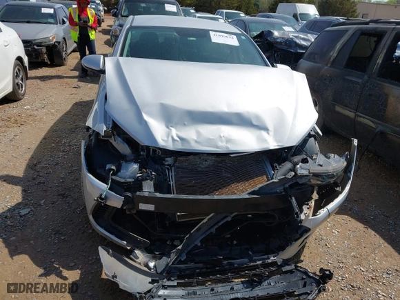 2018 Hyundai Elantra SEL with VIN 5NPD84LF2JH292787, listed as a IAAI auction lot 41899024 with 68,218 mi miles. Bid and sale history available at carsss.com. Image 12.