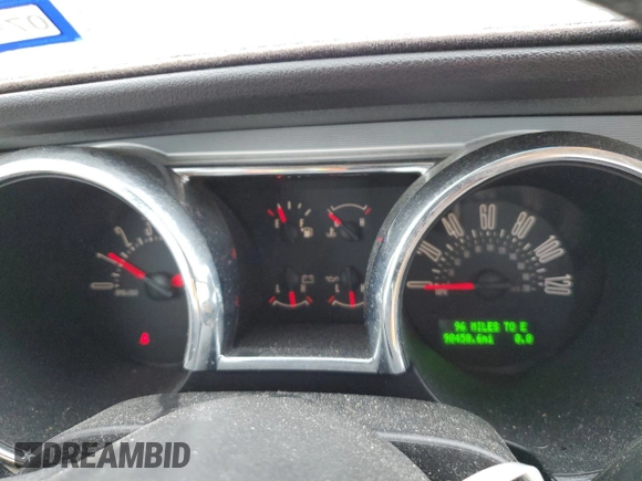 2005 Ford Mustang Deluxe z VIN 1ZVHT80N855181893, wystawiony jako Copart lot #51479185 z przebiegiem 98 450 mil mil oraz Szkoda całkowita • Salvage title. Historia ofert i sprzedaży dostępna na DreamBid. Obrazek 9.