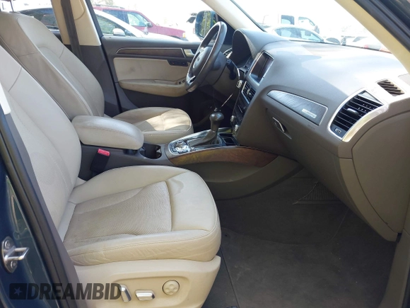2015 Audi Q5 Premium Plus z VIN WA1DGAFP8FA088753, wystawiony jako IAAI lot #41983265 z przebiegiem 55 077 mil mil oraz . Historia ofert i sprzedaży dostępna na DreamBid. Obrazek 5.