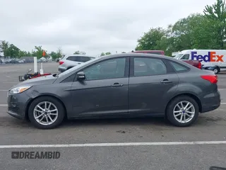 2015 Ford Focus SE с VIN 1FADP3F2XFL353236, выставлен на аукционе IAAI как лот 42258202 с пробегом 28 606 миль миль и . История ставок и продаж доступна на DreamBid. Изображение 14.