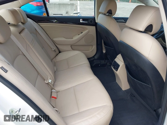2015 Kia Cadenza Premium with VIN KNALN4D79F5178379, listed as a IAAI auction lot 41594983 with 56,205 mi miles. Bid and sale history available at carsss.com. Image 8.